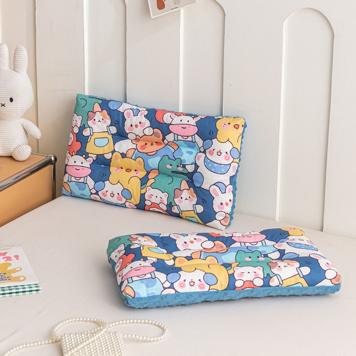 91家纺网 家纺一手货源 找家纺 芯元素 2024新款儿童全棉豆豆枕 小伙伴们