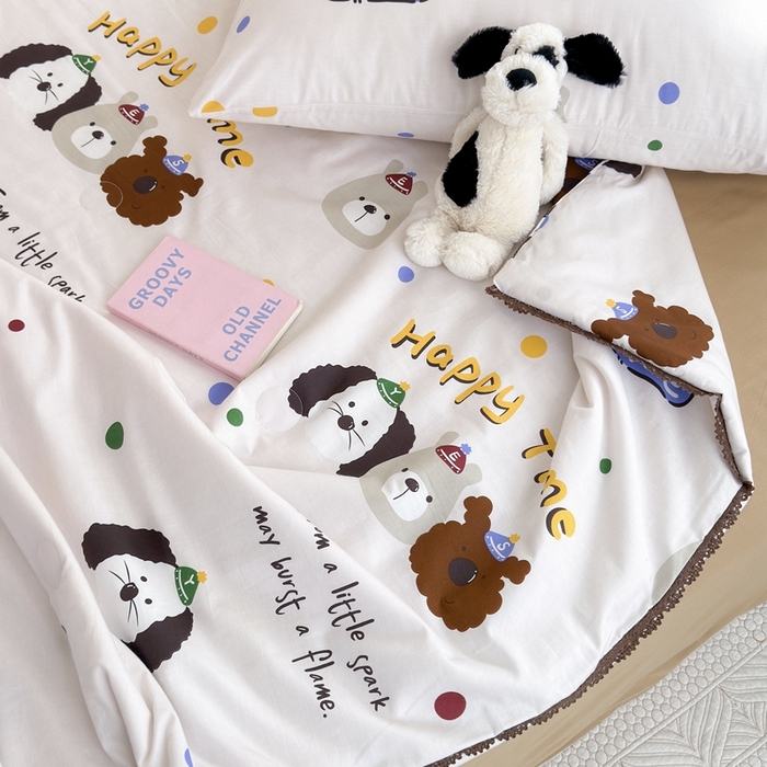 91家纺网 家纺一手货源 找家纺 星期八 2024新款全棉夏被四件套 波点狗