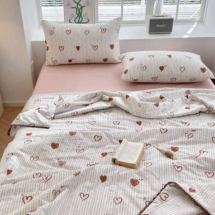 91家纺网 家纺一手货源 找家纺 星期八 2024新款全棉夏被四件套 心心相印