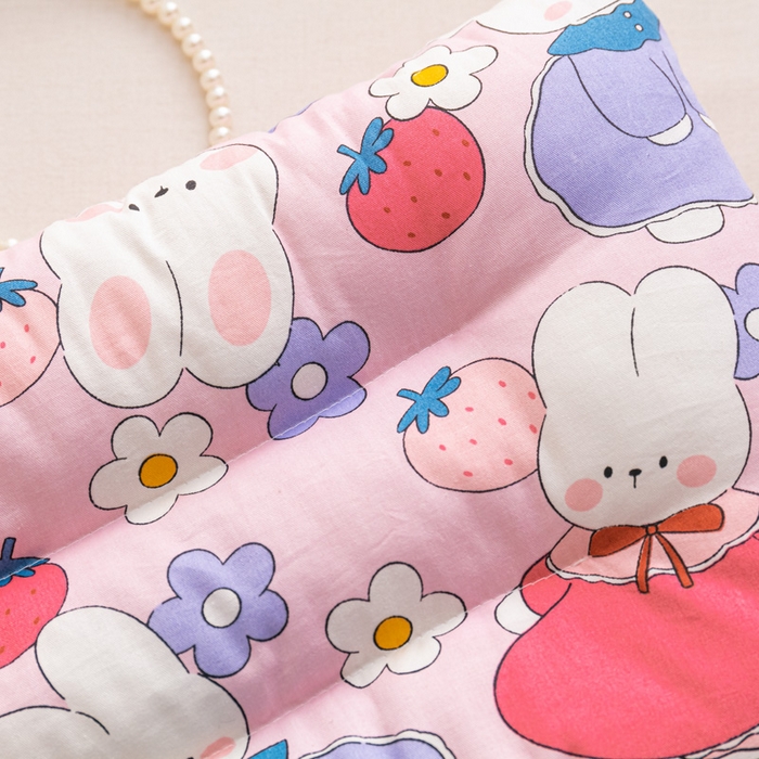 91家纺网 家纺一手货源 找家纺 芯元素 2024新款儿童全棉豆豆枕 花间小兔