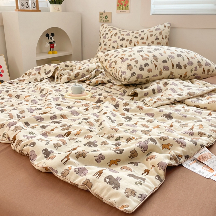 91家纺网 家纺一手货源 找家纺 迷尚 2024新款全棉双层纱大豆夏被 萌宠乐园