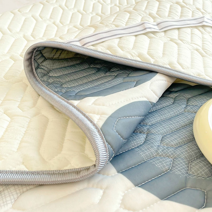 91家纺网 家纺一手货源 找家纺 米帛家纺 2024新款A类凉感丝卡通乳胶凉席-绑带款 风尚