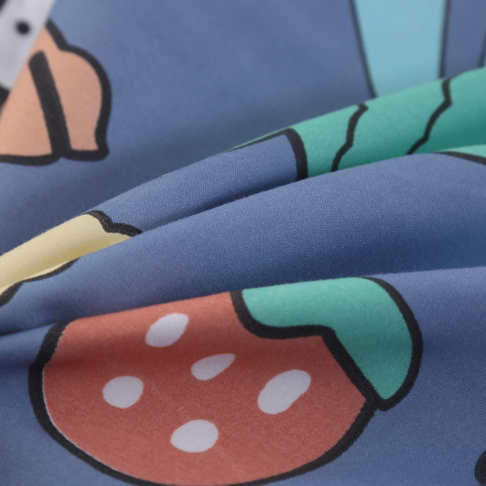 91家纺网 家纺一手货源 找家纺 铭宣家居 2025新增花型 亲肤柔软棉被抱枕被 天真烂漫