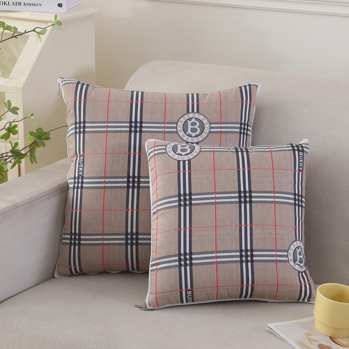 91家纺网 家纺一手货源 找家纺 铭宣家居 2025新增花型 亲肤柔软棉被抱枕被 巴宝莉