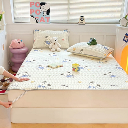 91家纺网 家纺一手货源 找家纺 米帛家纺 2024新款A类凉感丝卡通乳胶凉席-绑带款 欢乐小狗