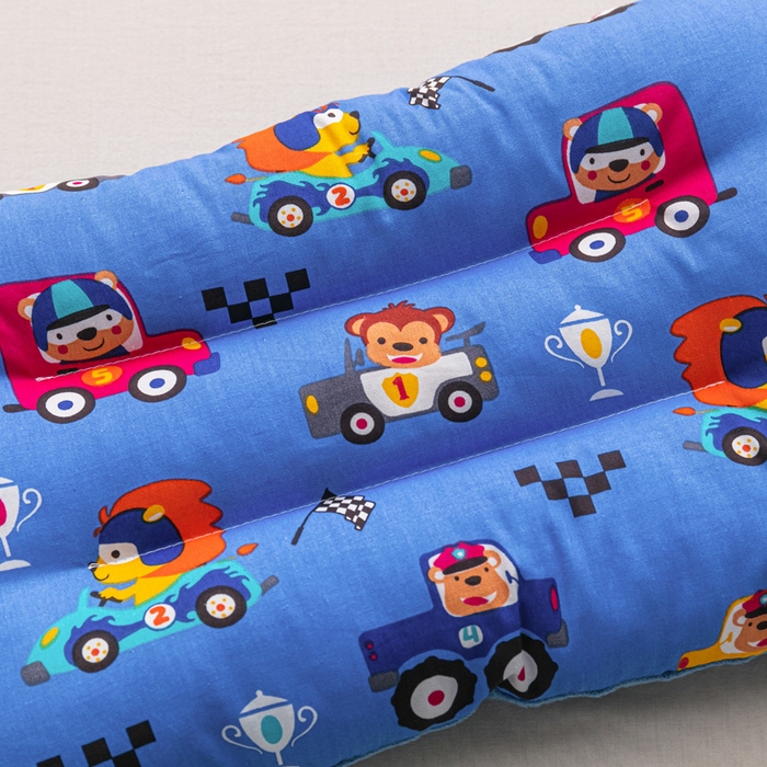 91家纺网 家纺一手货源 找家纺 芯元素 2024新款儿童全棉豆豆枕 竞技小车