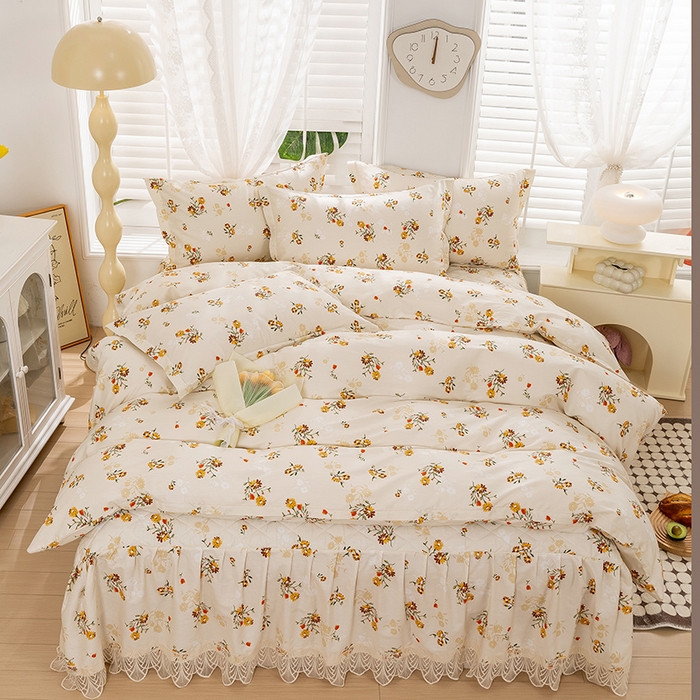 91家纺网 家纺一手货源 找家纺 琉宿家纺 2025新款全棉13372蕾丝夹棉印花床裙 花香语曼