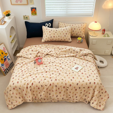 91家纺网 家纺一手货源 找家纺 迷尚 2024新款全棉双层纱大豆夏被 快乐熊