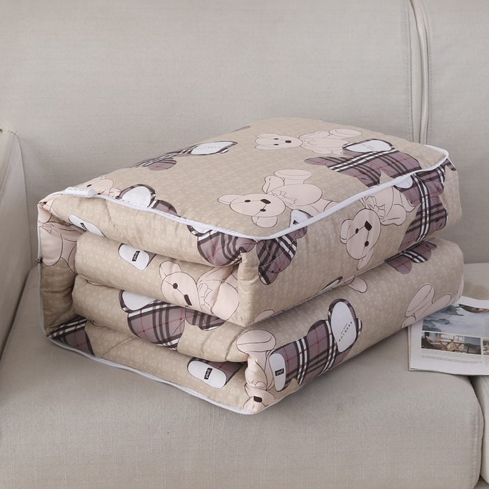 91家纺网 家纺一手货源 找家纺 铭宣家居 2025新增花型 亲肤柔软棉被抱枕被 宝丽熊