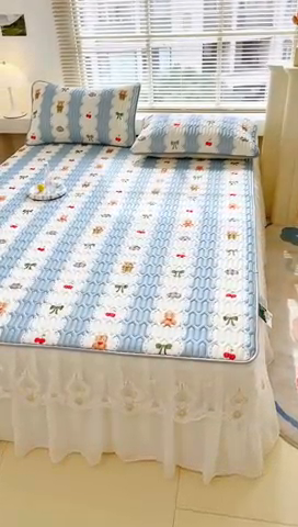 91家纺网 家纺一手货源 找家纺 米帛家纺 2024新款A类凉感丝卡通乳胶凉席 小熊伴嫁