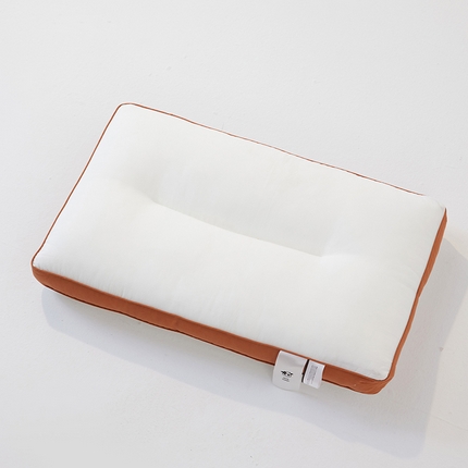 91家纺网 家纺一手货源 找家纺 安莱生活 2024新款5A抗菌早餐派创意系列枕芯-中枕-吐司枕 白色48*74cm一只