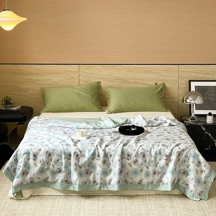 91家纺网 家纺一手货源 找家纺 顾里 2024新款60支天丝莱赛尔夏被 花岛入梦蓝