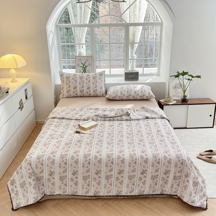 91家纺网 家纺一手货源 找家纺 星期八 2024新款全棉夏被四件套 繁花