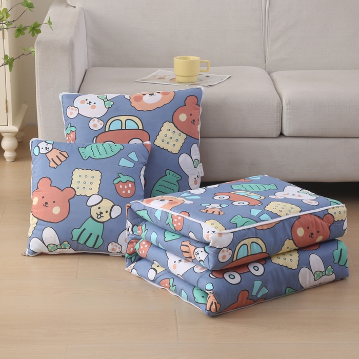 91家纺网 家纺一手货源 找家纺 铭宣家居 2025新增花型 亲肤柔软棉被抱枕被 天真烂漫