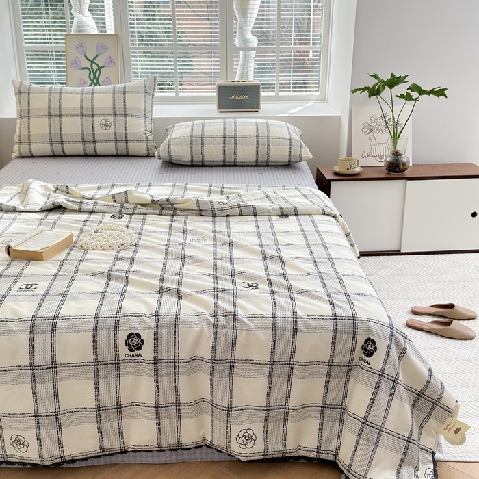 91家纺网 家纺一手货源 找家纺 星期八 2024新款全棉夏被四件套 奈香