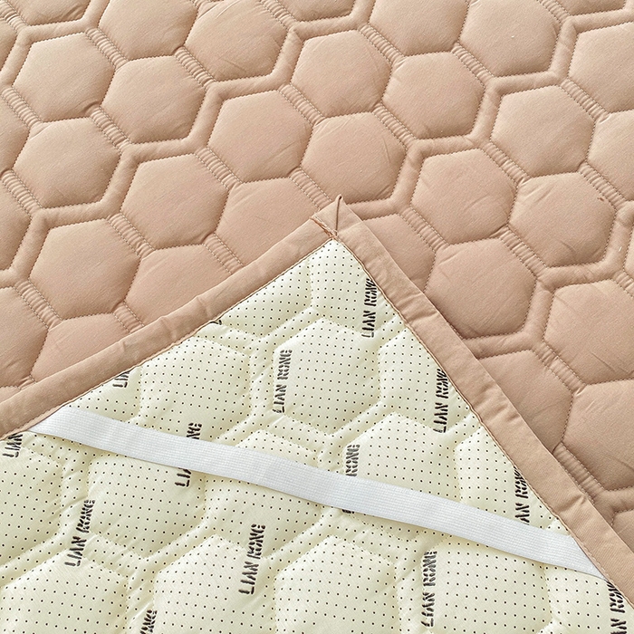 91家纺网 家纺一手货源 找家纺 恋绒家纺 2025新款A类纯棉（隔尿 防水）抗菌软床垫 浅驼色