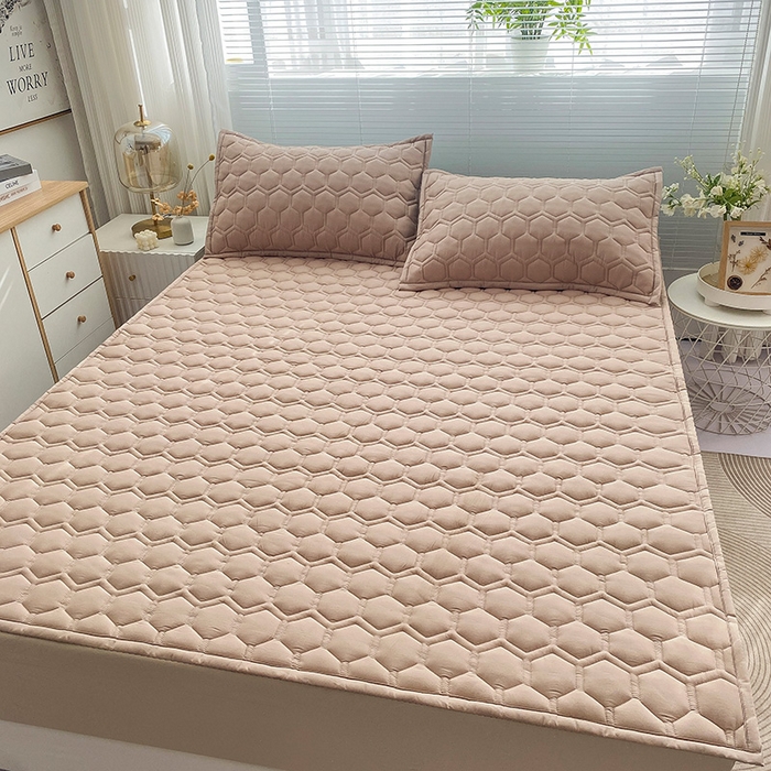 91家纺网 家纺一手货源 找家纺 恋绒家纺 2025新款A类纯棉（隔尿 防水）抗菌软床垫 浅驼色