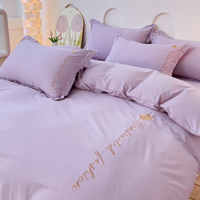 91家纺网 家纺一手货源 找家纺 U品汇 A类全棉色织水洗棉刺绣花四件套纯棉100%床单被套 可可小香-浅紫
