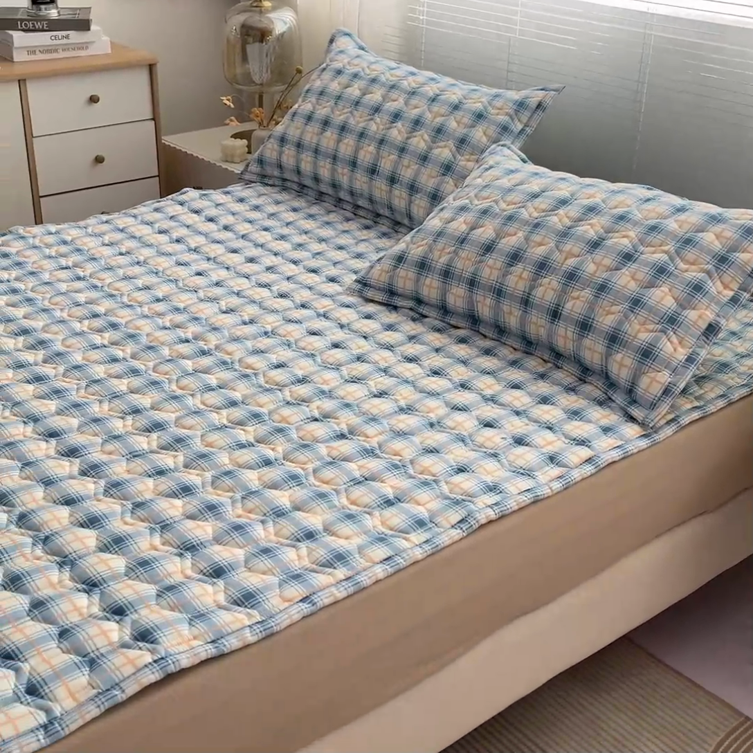 91家纺网 家纺一手货源 找家纺 恋绒家纺 2025新款A类纯棉（隔尿 防水）抗菌软床垫 寻彩空间