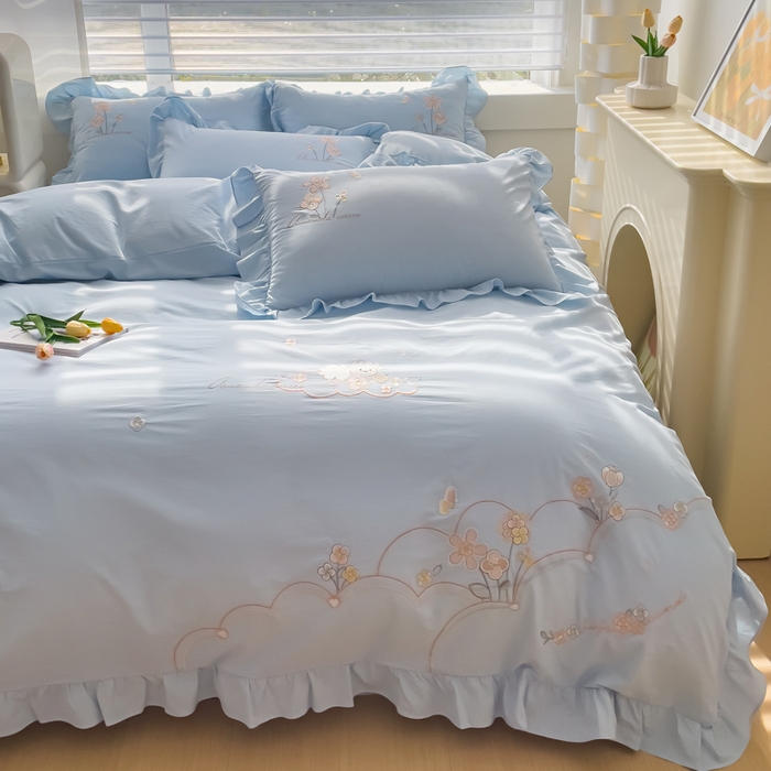 91家纺网 家纺一手货源 找家纺 U品汇 A类全棉色织水洗棉刺绣花四件套纯棉100%韩版小清新 梦迪妮-晴空蓝