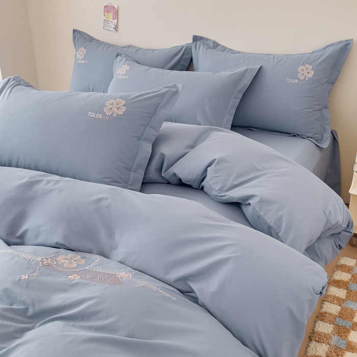 91家纺网 家纺一手货源 找家纺 U品汇 A类全棉色织水洗棉刺绣花四件套纯棉100%床单被套 莫丽-浅蓝