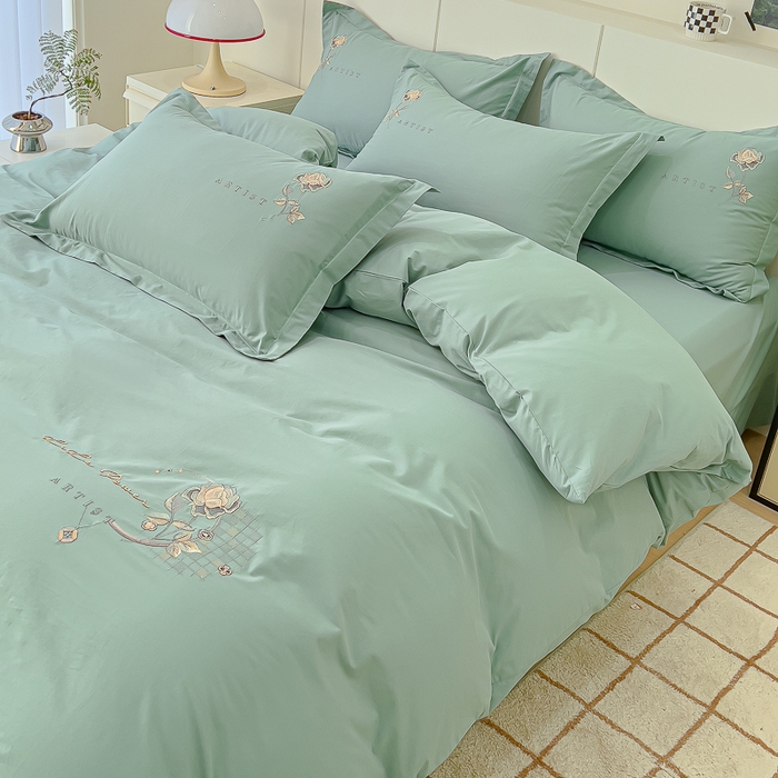 91家纺网 家纺一手货源 找家纺 U品汇 A类全棉色织水洗棉刺绣花四件套纯棉100%床单被套 花野-艾草绿