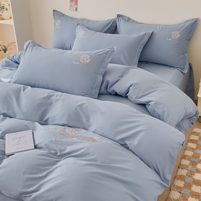 91家纺网 家纺一手货源 找家纺 U品汇 A类全棉色织水洗棉刺绣花四件套纯棉100%床单被套 莫丽-浅蓝