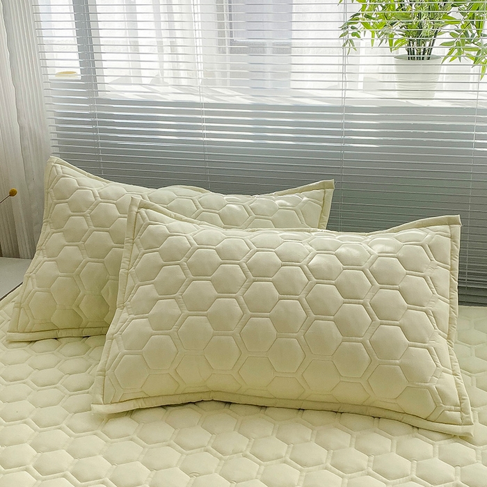 91家纺网 家纺一手货源 找家纺 恋绒家纺 2025新款A类纯棉（隔尿 防水）抗菌软床垫 奶油黄