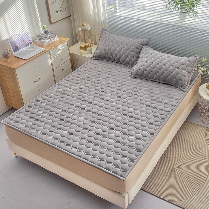 91家纺网 家纺一手货源 找家纺 恋绒家纺 2025新款A类纯棉（隔尿 防水）抗菌软床垫 星空灰