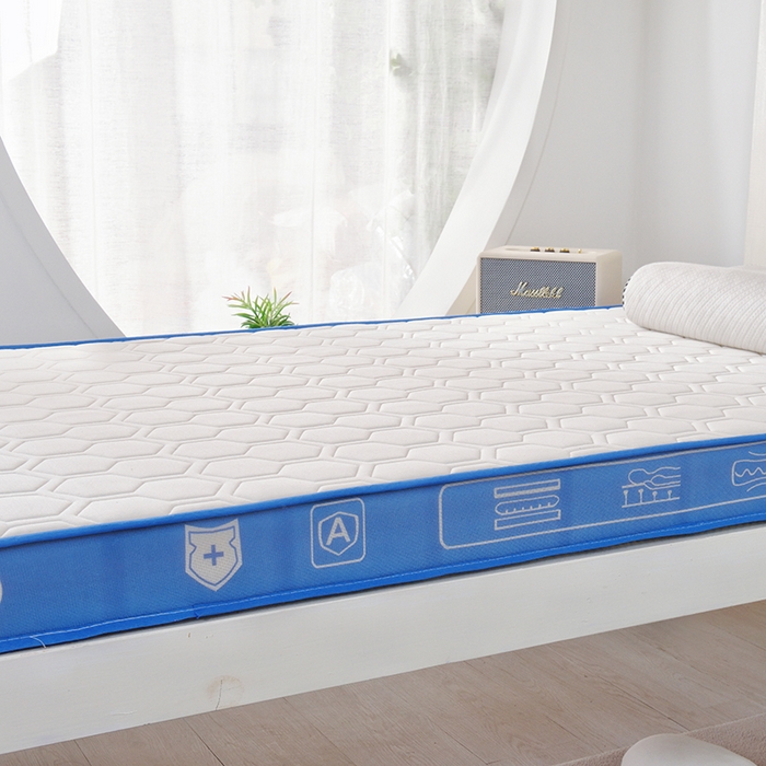 91家纺网 家纺一手货源 找家纺 张先生2024针织牛奶丝透气网立体乳胶床垫学生床垫 深睡-蓝白