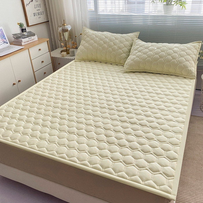 91家纺网 家纺一手货源 找家纺 恋绒家纺 2025新款A类纯棉（隔尿 防水）抗菌软床垫 奶油黄