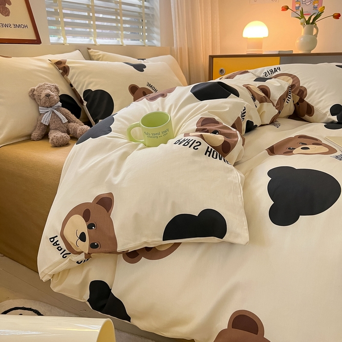 91家纺网 家纺一手货源 找家纺 蓝邻家纺 2024新款全棉印花萌趣类四件套 呆萌熊