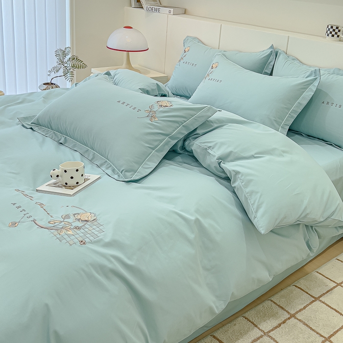 91家纺网 家纺一手货源 找家纺 U品汇 A类全棉色织水洗棉刺绣花四件套纯棉100%床单被套 花野-水碧兰