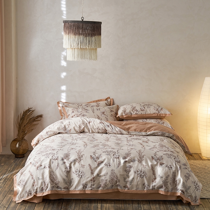 91家纺网 家纺一手货源 找家纺 千朵森 2024新款全棉长绒棉拼角款印花四件套（风格一） 瑞莎