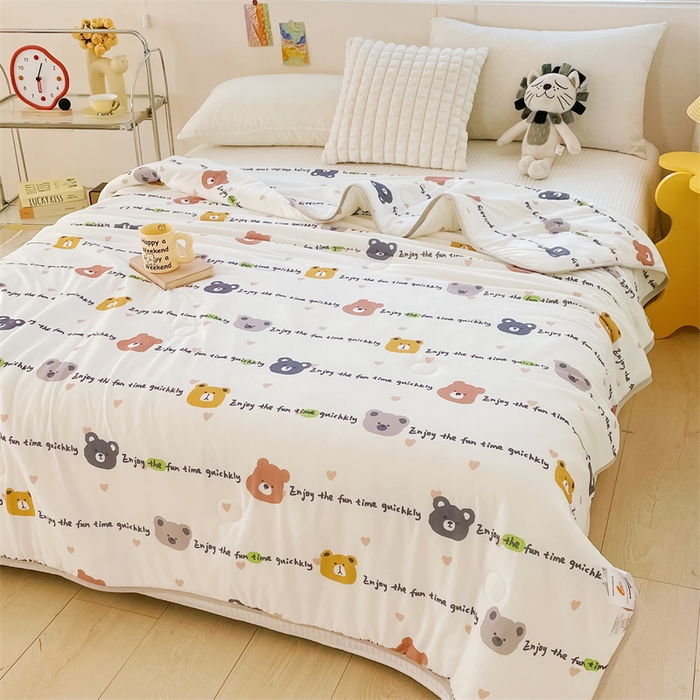 91家纺网 家纺一手货源 找家纺 米米儿家纺 2024新款A类针织棉夏被夏凉被被子被芯 字母熊