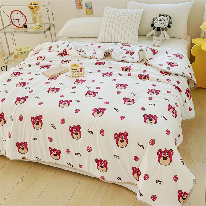 91家纺网 家纺一手货源 找家纺 米米儿家纺 2024新款A类针织棉夏被夏凉被被子被芯 草莓小熊