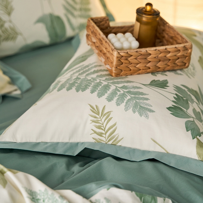 91家纺网 家纺一手货源 找家纺 千朵森 2024新款全棉长绒棉拼角款印花四件套（风格一） 绿茵