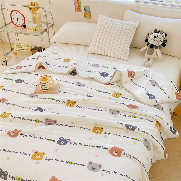 91家纺网 家纺一手货源 找家纺 米米儿家纺 2024新款A类针织棉夏被夏凉被被子被芯 字母熊