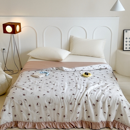 91家纺网 家纺一手货源 找家纺 （总）顾里 2024新款韩系天丝莫代尔花边夏被