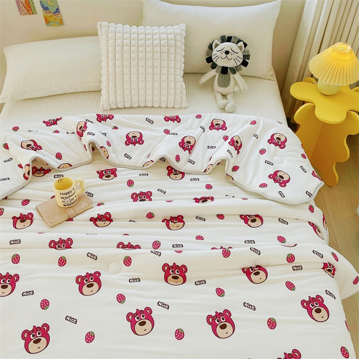 91家纺网 家纺一手货源 找家纺 米米儿家纺 2024新款A类针织棉夏被夏凉被被子被芯 草莓小熊