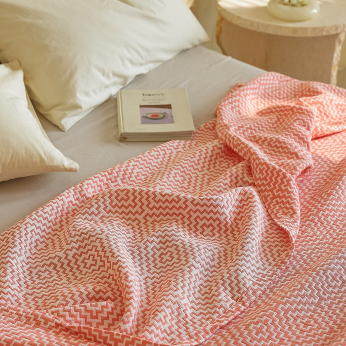 91家纺网 家纺一手货源 找家纺 朴尔 2024年新品格调简约风全棉三层纱布毛巾被 西西里-橘