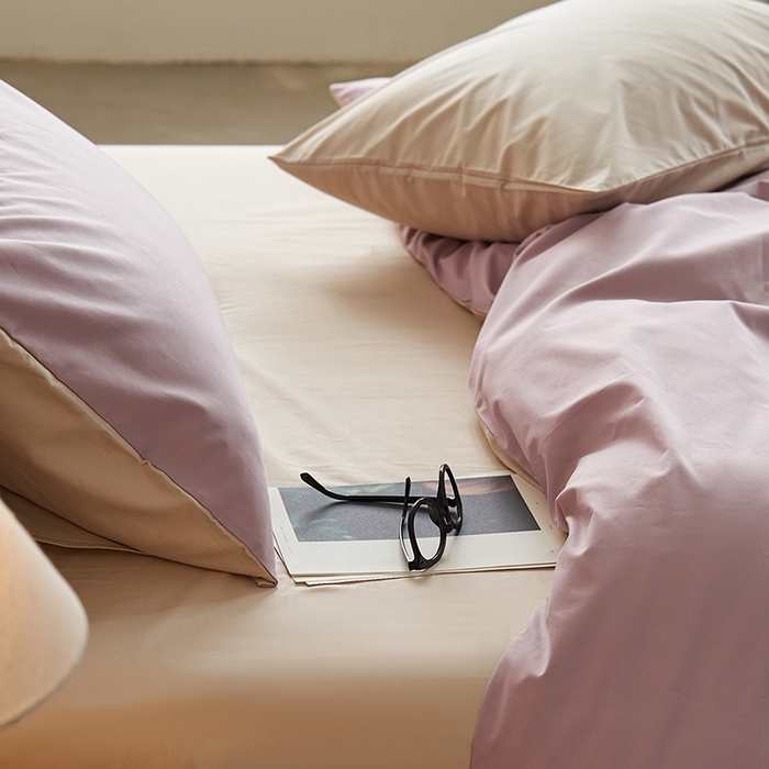 91家纺网 家纺一手货源 找家纺 千朵森 2024新款全棉贡缎双拼纯色四件套 暗香-豆沙粉双拼