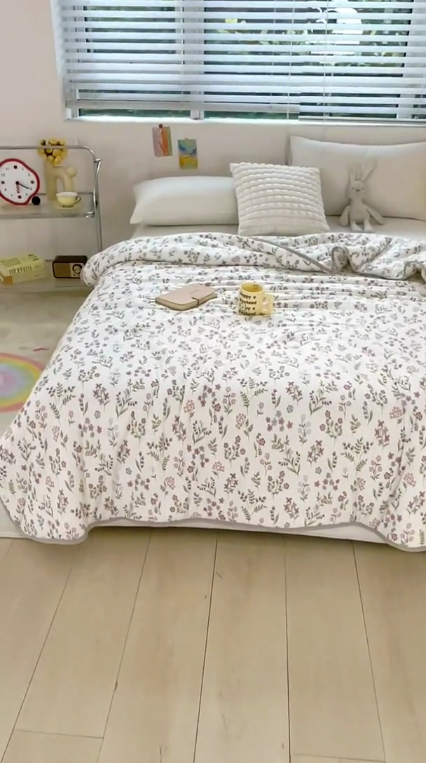 91家纺网 家纺一手货源 找家纺 米米儿家纺 2024新款A类针织棉夏被夏凉被被子被芯 春枝