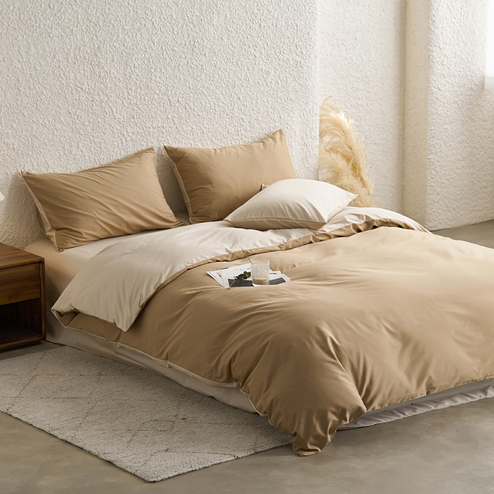 91家纺网 家纺一手货源 找家纺 千朵森 2024新款全棉贡缎双拼纯色四件套 暗香-桦茶棕双拼