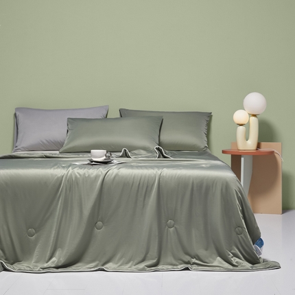 91家纺网 家纺一手货源 找家纺 莱登卡奴 2025新款A类云母凉感丝系列-单夏被 军绿