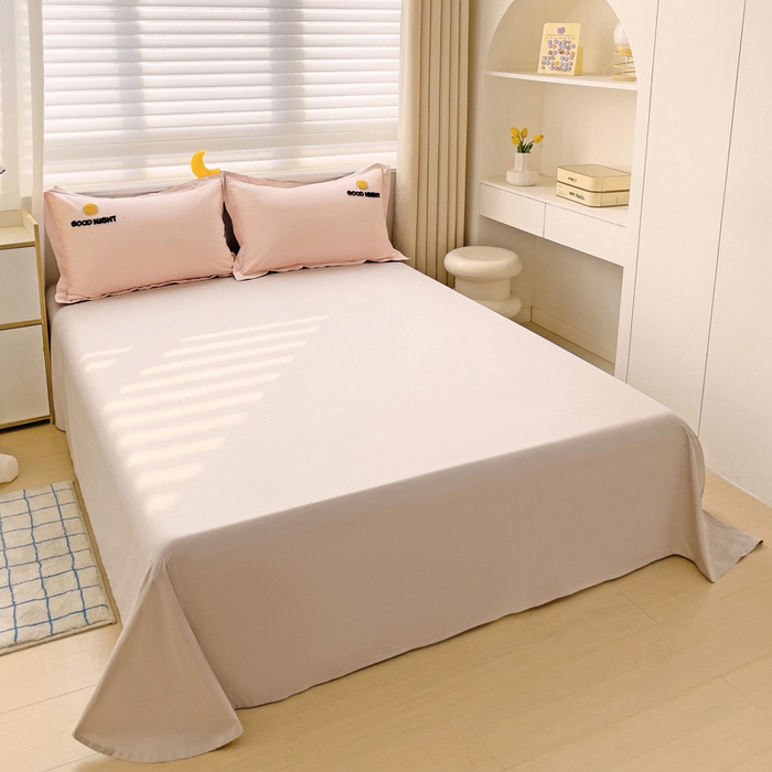 91家纺网 家纺一手货源 找家纺 娜娜 2024新款全棉亲肤舒适毛巾绣卡通系列四件套 可爱猫咪-嫩粉