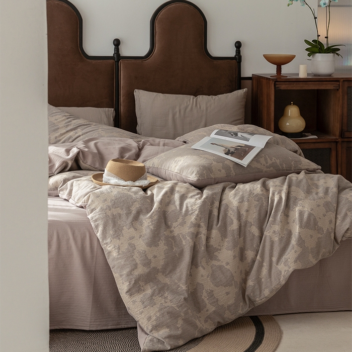 91家纺网 家纺一手货源 找家纺 棉邦 2024新款全棉色织工艺双层纱四件套 大展宏图卡其