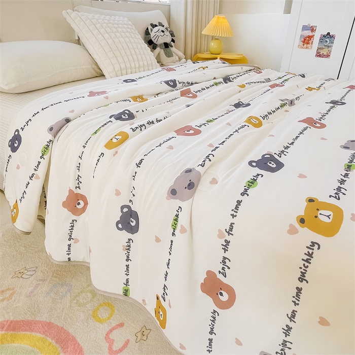 91家纺网 家纺一手货源 找家纺 米米儿家纺 2024新款A类针织棉夏被夏凉被被子被芯 字母熊