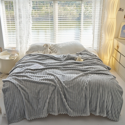 春妮 2024新款兔毛绒宽抽条毛毯 青灰色