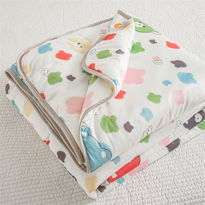 91家纺网 家纺一手货源 找家纺 米米儿家纺 2024新款A类针织棉夏被夏凉被被子被芯 炫彩小熊